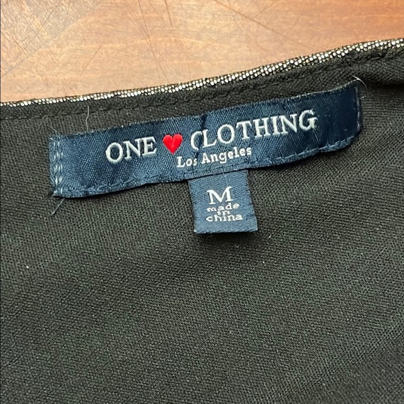 One Clothing Women’s Gold Lame Mini Dress Medium - Picture 4 of 5